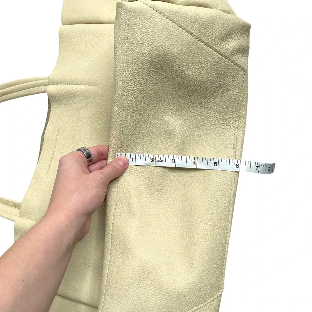 Ampersand as Apostrophe‎ leather Half Tote Bag Buttermilk yellow cream